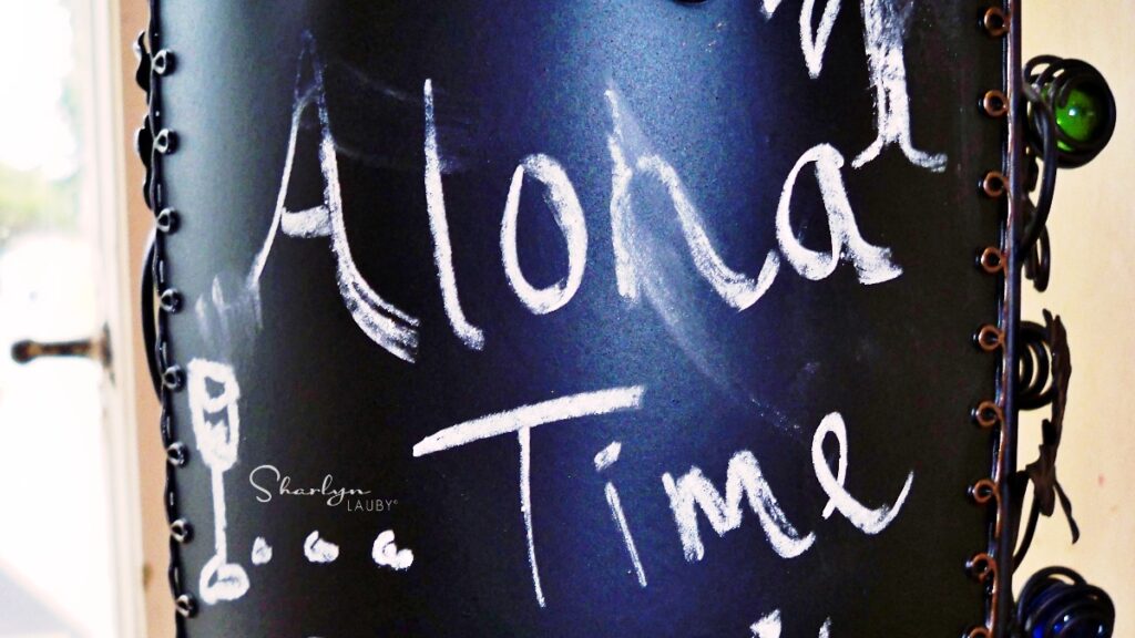 wall sign Aloha Time for an evening routine wellbeing